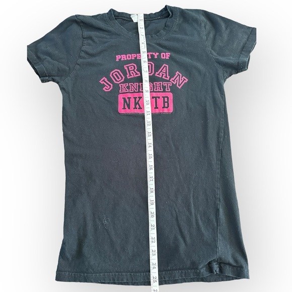 ✨HOST PICK✨ NKOTB T-Shirt Jordan Knight Size S - Picture 4 of 4